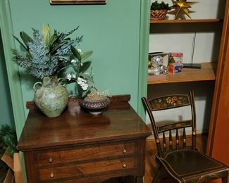 Vintage Sewing Cabinet (no machine)