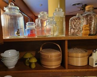 Collectibles and Kitchenware