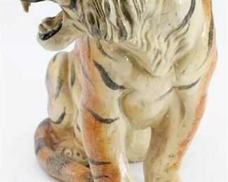 697 Vintage Composite Growling Tiger Statue