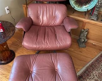 Vintage MCM Herman Miller Eames style Lounge and Ottoman