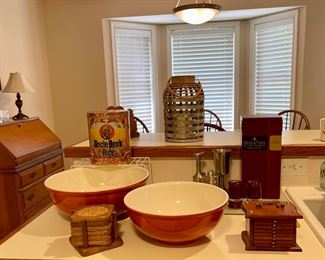 Vintage Mixing Bowls, Coasters, Uncle Bens Rice Tin