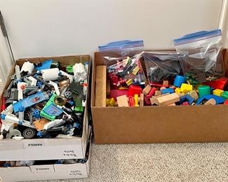 Vintage Wooden Block Toys, 1980’s Fisher Price Construx Building Toys 