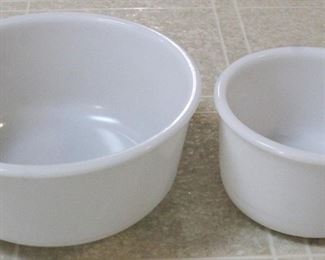 22 - 2 pc. Vintage Milk Glass Mixing Bowl Set 9" and 6 1/2" round
