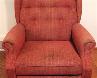 109 - La-Z-Boy Recliner 30" x 32" x 40"
