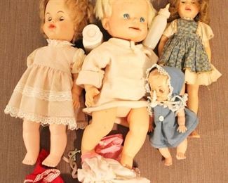 125 - Lot of Vintage Dolls Assorted Sizes
