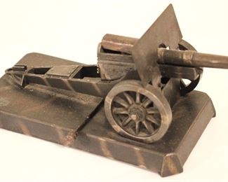 134 - Cannon Table Lighter 9" x 4 1/2"
