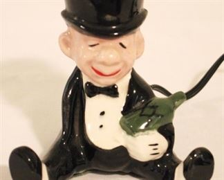 146 - Mr. Magoo Electric Table Lighter Ashtray 4 1/2" tall
