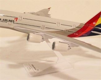 226 - Asiana Airlines Model Plane 15" x 8"
