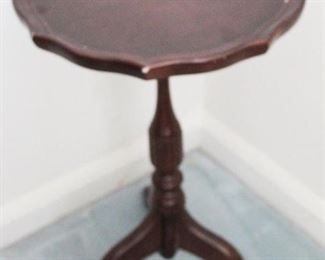 246 - Wood Table 13" x 20"
