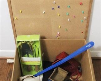 286 - Lot of Assorted Items
