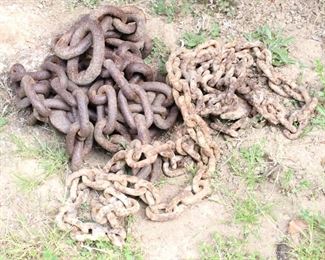 355 - Lot of Heavy Duty Chains
