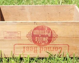410 - Swift's Premium Corned Beef Wood Box 7" x 15" x 9"

