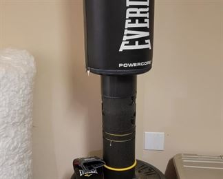 exercise equipment, Everlast Boxing stand