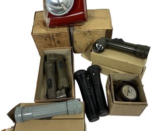11 Piece Vintage US Military Flashlight Lantern Lot MX993 MX991 Delta