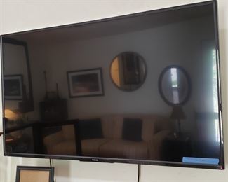 Good Size, Toshiba, Smart TV. 