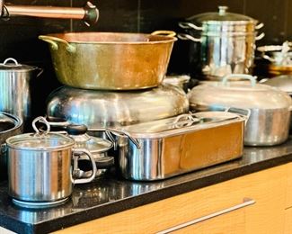 Quality kitchen ware from AllClad, Calphalon, Cuisinart and others.