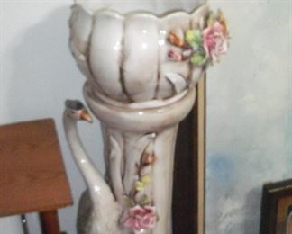 Gorgeous Capodimonte plant stand - Large and unique. 