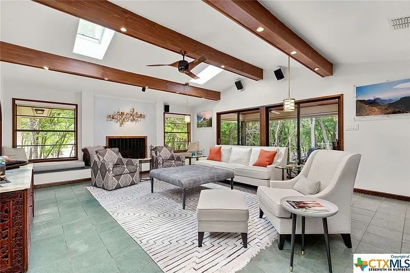 Ethan Allen living room furniture in great condition