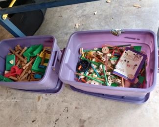 Lincoln logs and tinker Toys