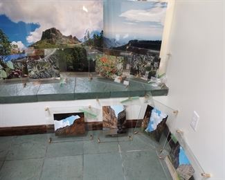 Acrylic Floating Standoff frames