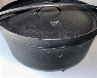 Cast iron cooker