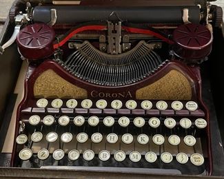 Unusual burgundy red Corona typewriter