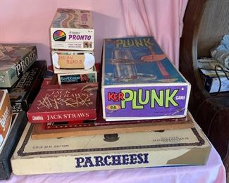 Lots of vintage games