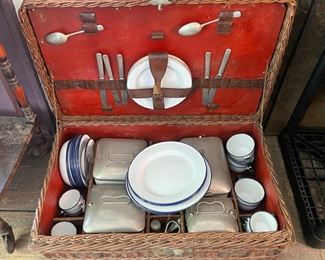 Impressive antique picnic set