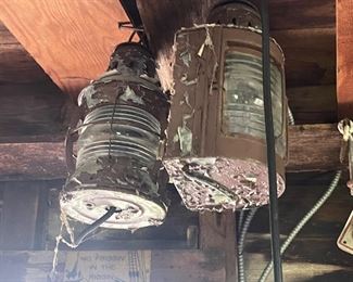 Ships lanterns