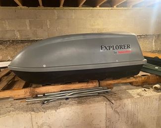 Rooftop car, SUV, travel