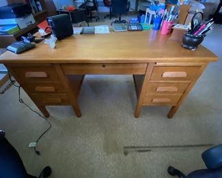 Oak desk 