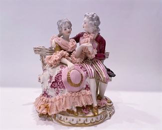 Aelteste Volkstedter 'Dresden' lace figurine ........To register in order to place bids go to www.capitolsalesservices.hibid.com