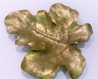Vintage Virginia Metalcrafters Large Brass Leaf Tray Dish 4-13