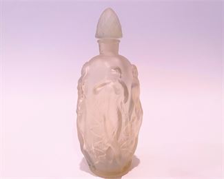 French Sabino Crystal Scent Bottle  ........To register in order to place bids go to www.capitolsalesservices.hibid.com