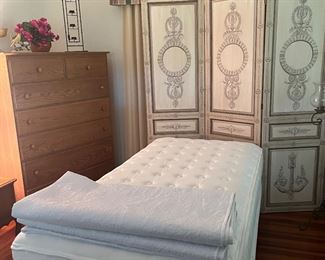 Maitland Smith hand painted screen
Twin beds
Oak dresser