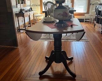 Drop Leaf Table