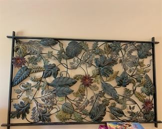 #22	Metal Wall Hanging of Leaves - 51x29	 $75.00 			
