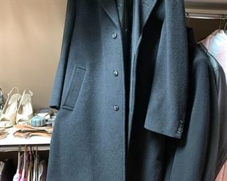 #53	Parisian Men's full length wool coat size 42	 $30.00 			
