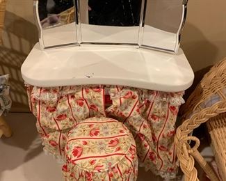 #65	American Girl Molly's Vanity W/ Stool	 $35.00 			
