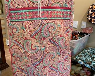 #130	Vera Bradley - Pink Floral Garment Bag (monogrammed)	 $25.00 			
