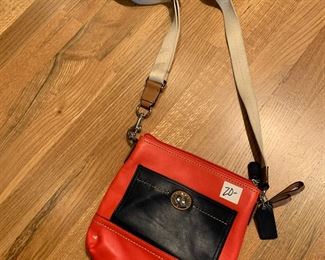 #132	Coach Cross Body Purse	 $20.00 			
