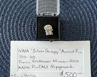 #160 Nasa silver snoopy award pin STS 113  $500