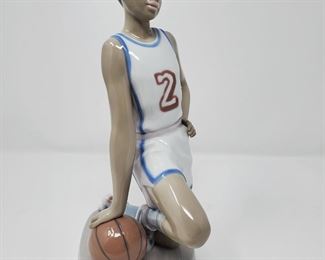 LLADRO Basketball Star Black Legacy Collection