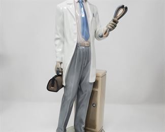 LLADRO General Practitioner