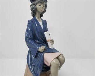 LLADRO Reaching the Goal Black Legacy Collection