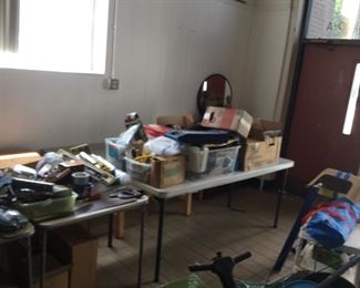 Tool, garden, camping room