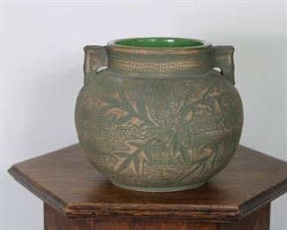 Another view of Red Wing Union Stoneware acorn and oak leaf Brushware jardiniere, 7" tall