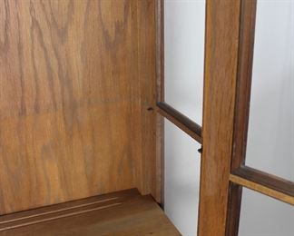 Signed  Limbert One Door China Cabinet.  Appears to retain excellent original finish, measures 61″ tall x 34″ wide x 16″ deep.   There are over 20 pictures showing details, please view them all and make your own assessment to condition and finish.  Thank you!