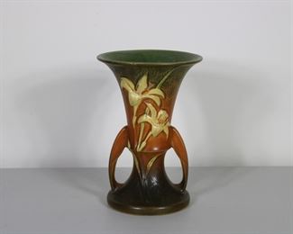 Roseville Pottery Zephyr Lily vase # 132-7"