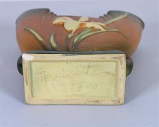 Roseville Pottery Zephyr Lily vase # 205-5", chip on base